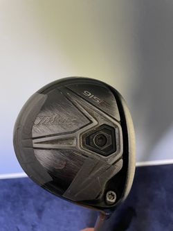 Titleist 915 F 3 Fairway Wood, Diamana 70g. Extra Stiff Shaft