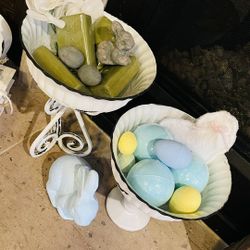 Kitchen /bathroom Distressed Dish Pedestal 