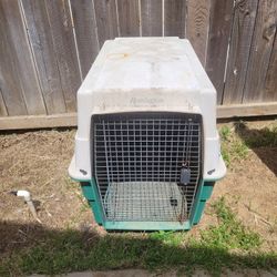 LARGE DOG CRATE