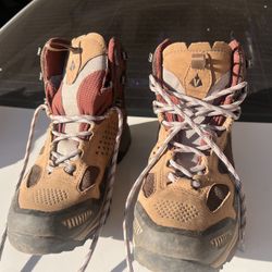 Women’s Vasque Hiking Boots 