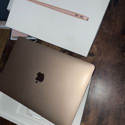 M1 MacBook Air. 13” 256 Rose Gold 