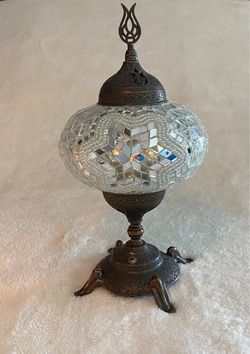 Antique-Style Clear Glass Mosaic Table Light with Bronze Base