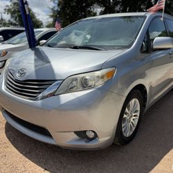 2013 Toyota Sienna