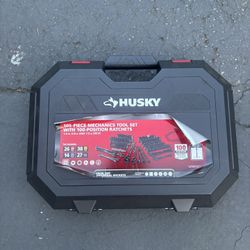 Husky Tool Set 