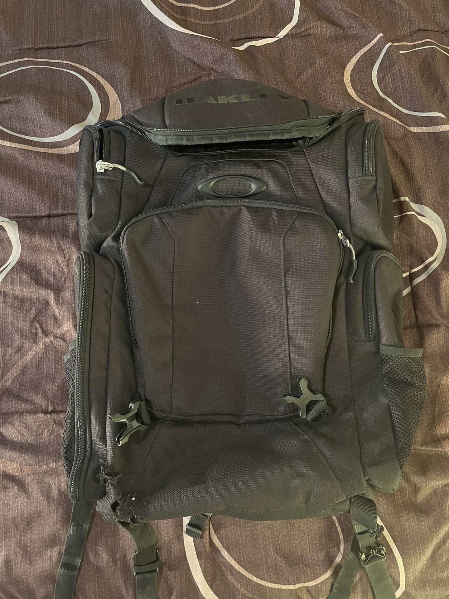 Oakley Heavy Duty backpack w/ laptop case