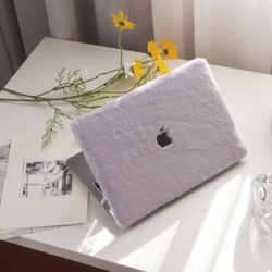 Lavender Plush Texture Hardcase For 16” MacBook Pro 13