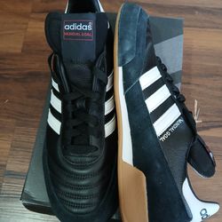 Adidas mundial goal size 9 y 9.5 $100 each
