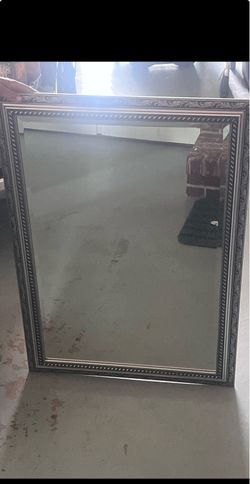 40 W 29L Mirror