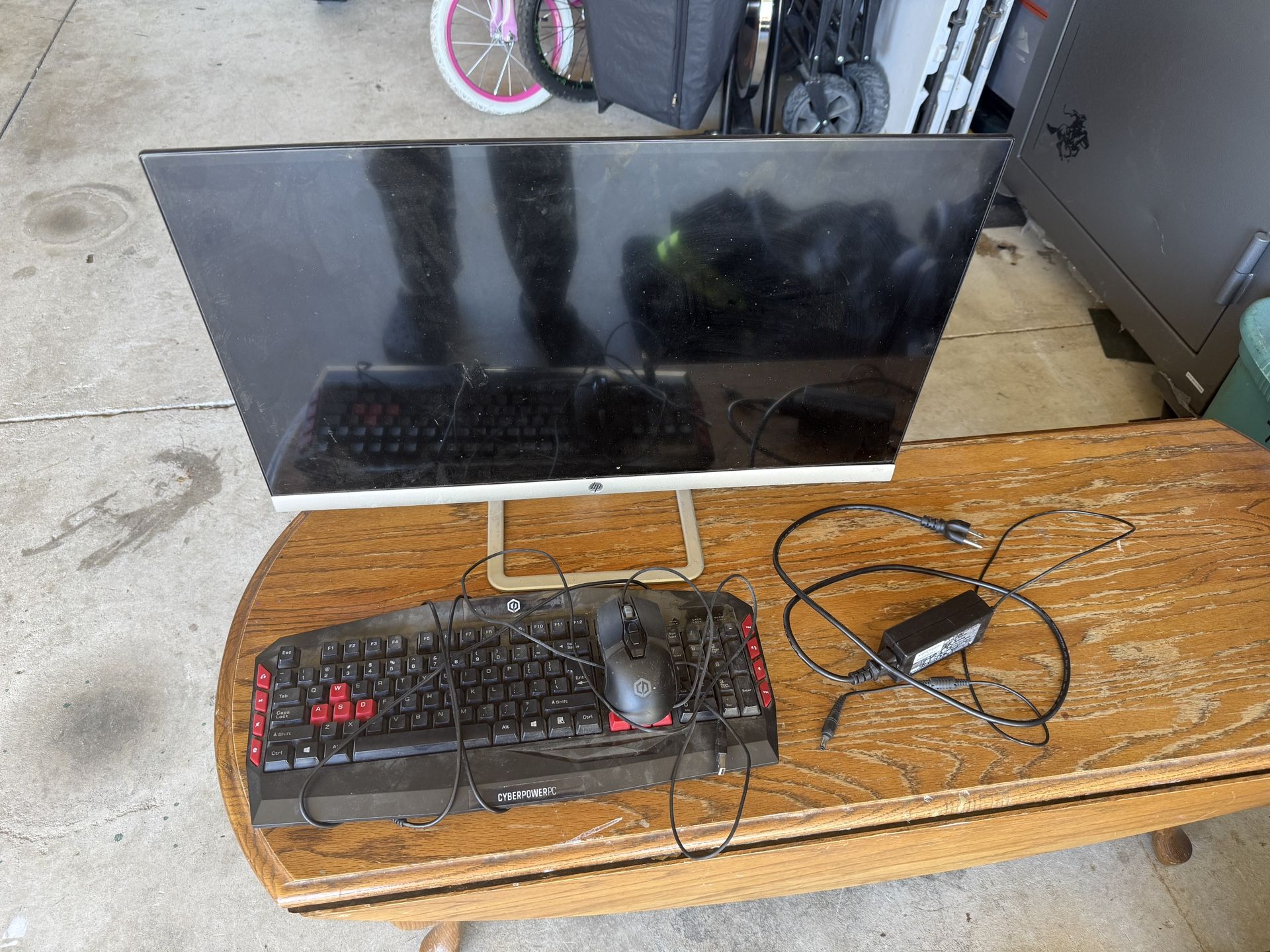 Hp Monitor With A Cyberpower Pc Mouse And Keyboard