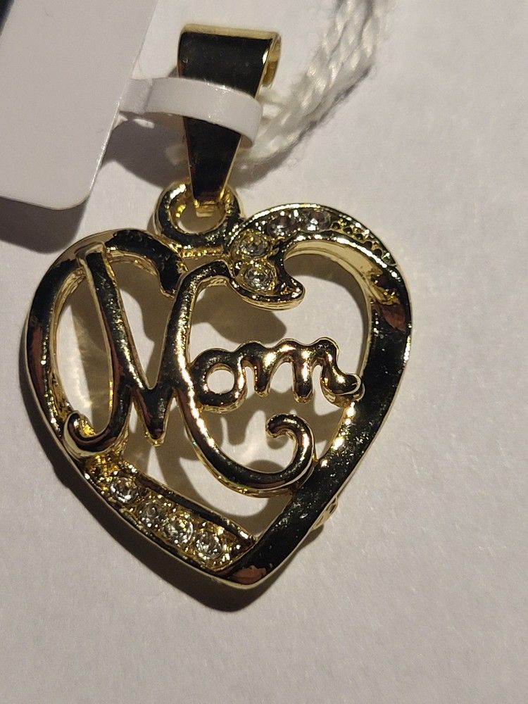 New! 14k Gold Filled!MOM Heart With Cz Stone