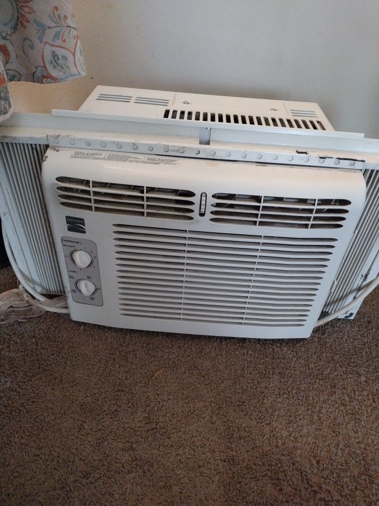 Used , Kenmore Air-conditioning Very good Condition
