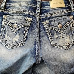 Miss Me Shorts 
