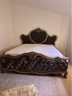 bedroom set +TV