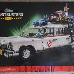 Lego Ghostbusters Ecto-1