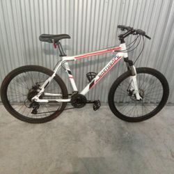 BICYCLE NORTHROCK 21 SPEED SIZE 26 BRAND NEW 