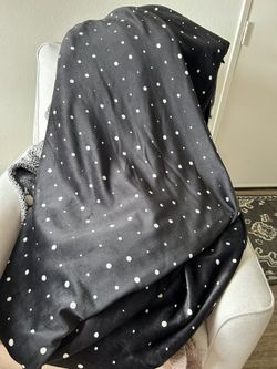 Big Blanket Co Blanket! Giant & Like New!