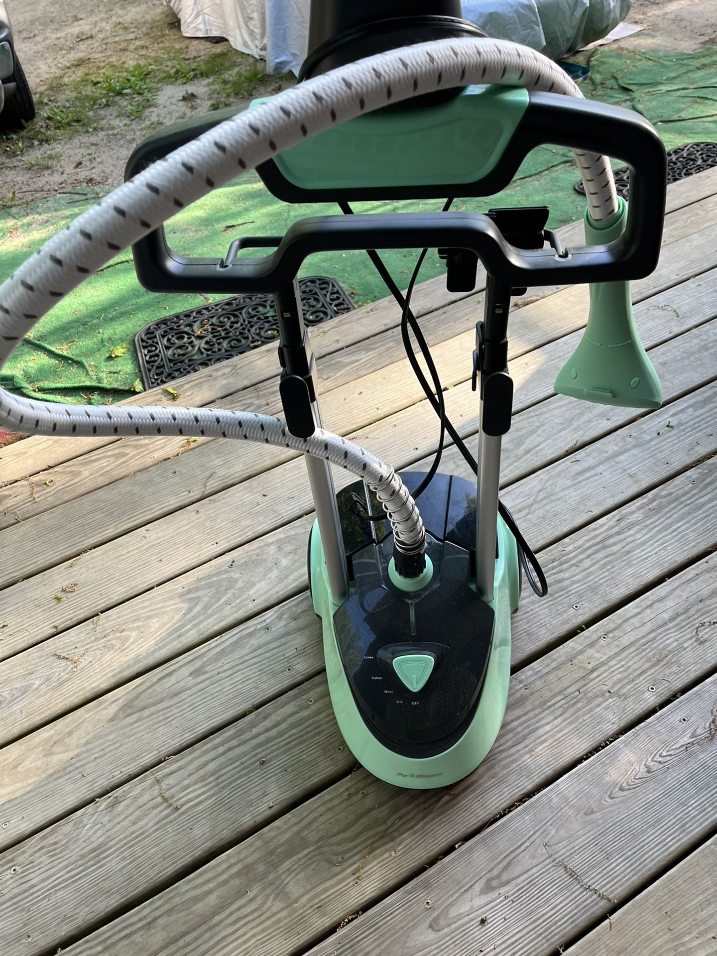 Clothes Steamer