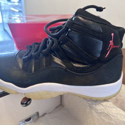 Air Jordans Retro 11     Sneakers 