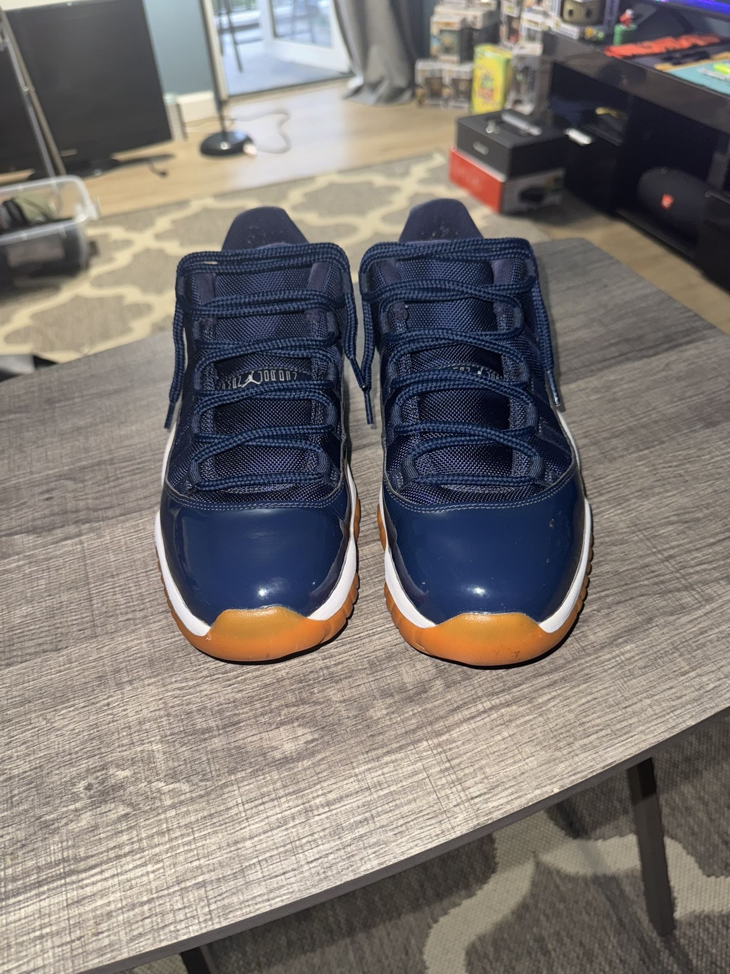 Jordan 11 Retro Low Midnight Navy 