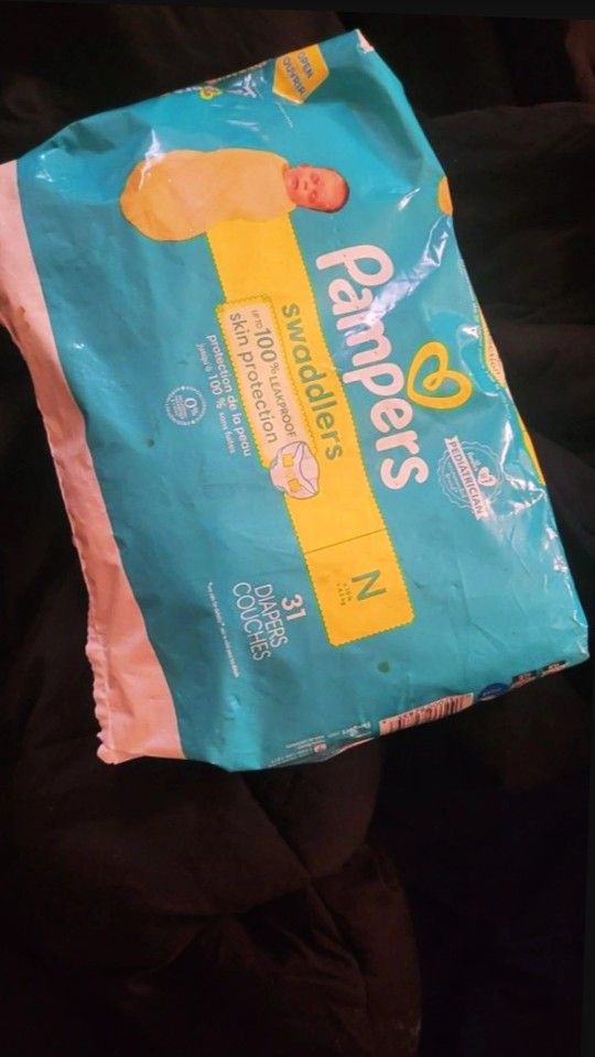 Free Baby Food,clothes,diapers, Breastfeeding Pillow