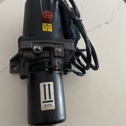 Volvo penta out drive pump