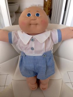 VINTAGE CABBAGE PATCH KID DOLLS PLENTY TO CHOOSE FROM