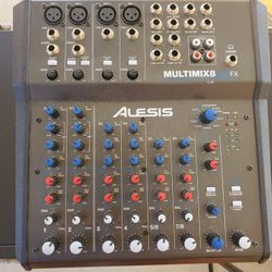 Alesis Multimix8 Mixer