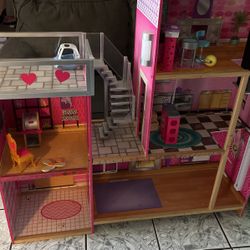 Barbie Play House