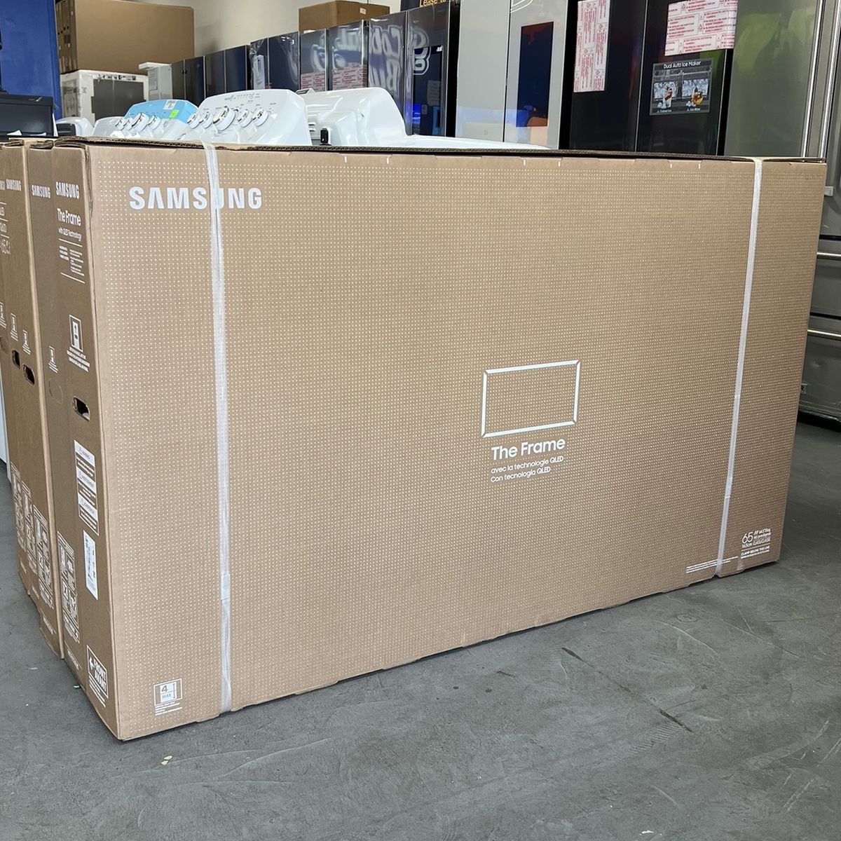 65 Samsung QLED The Frame 4K UHD Smart Tv