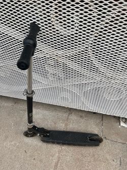 Black Kick Scooter