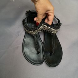 Sandals 🩴 Size 6.5 & 7