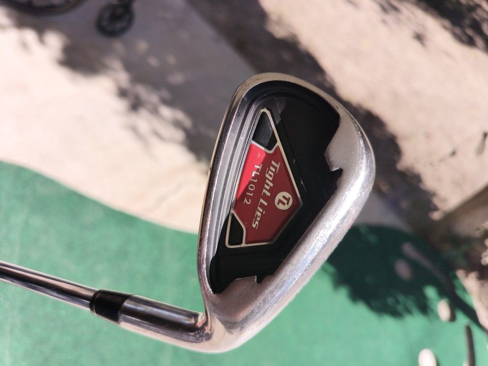 Adams 7 Iron Golf Club