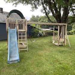 High End Swing Set/jungle Gym