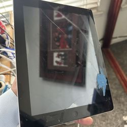 Apple iPad 2nd Gen Black A1395 Untested Screen Cracked 