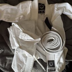 Boys Small Jiu Jitsu Gi 