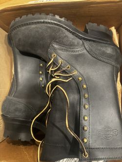 Nicks Boots Never Used Still In Box. 