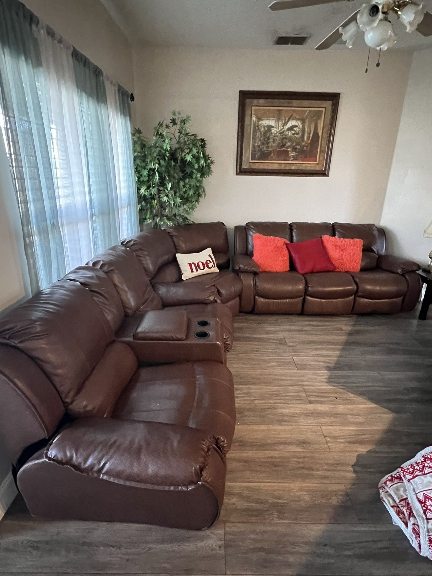 Comfy Leather Recliner Sofa 