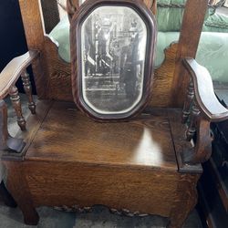 Antique Ogee Frame With Light Post Art 