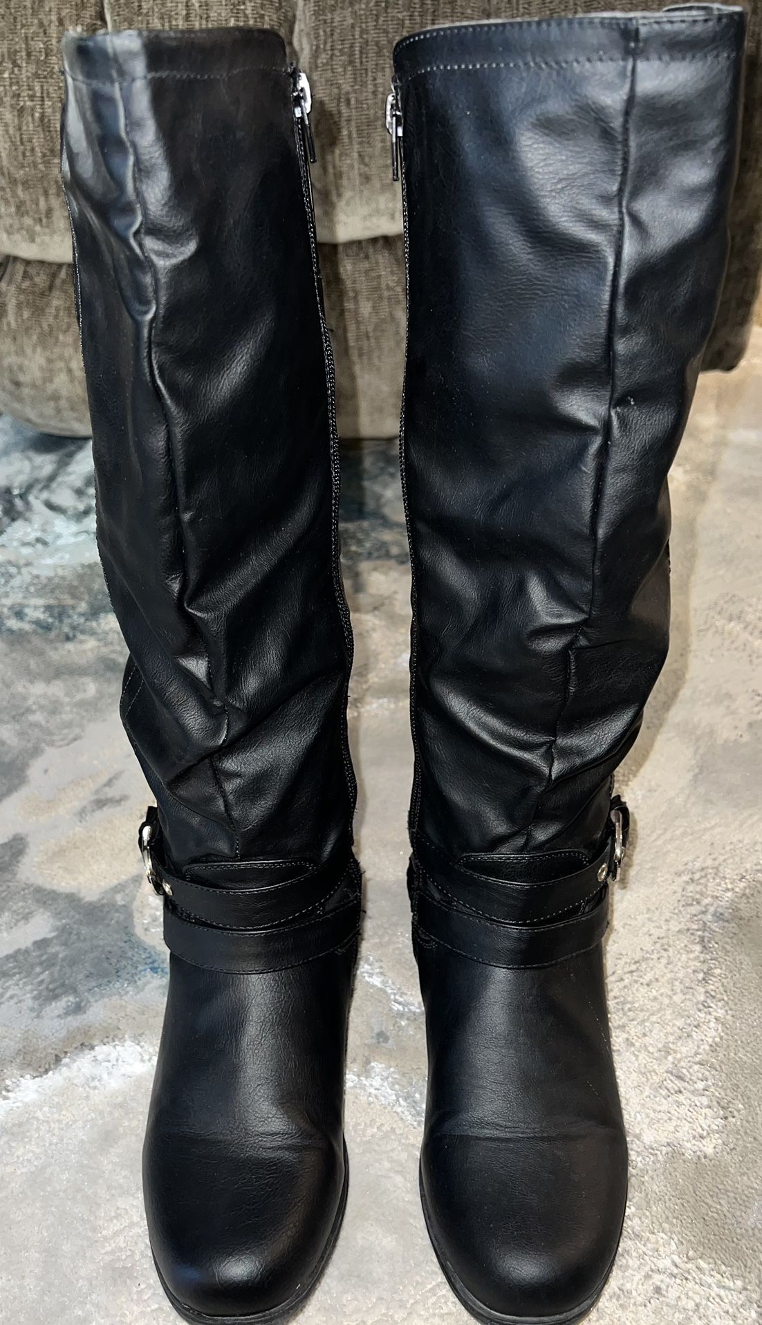 Quality Black Size 9 Mid-Calf Stylish Biker/Casual Boots