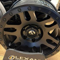 17" 6x139 Fuel Recoil Chevy Wheels 