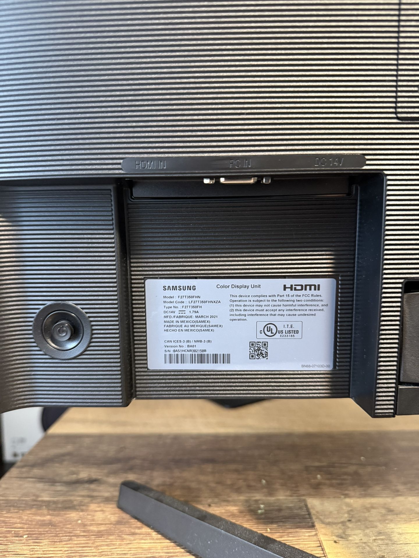 2 Samsung Monitors 27,5 Inches
