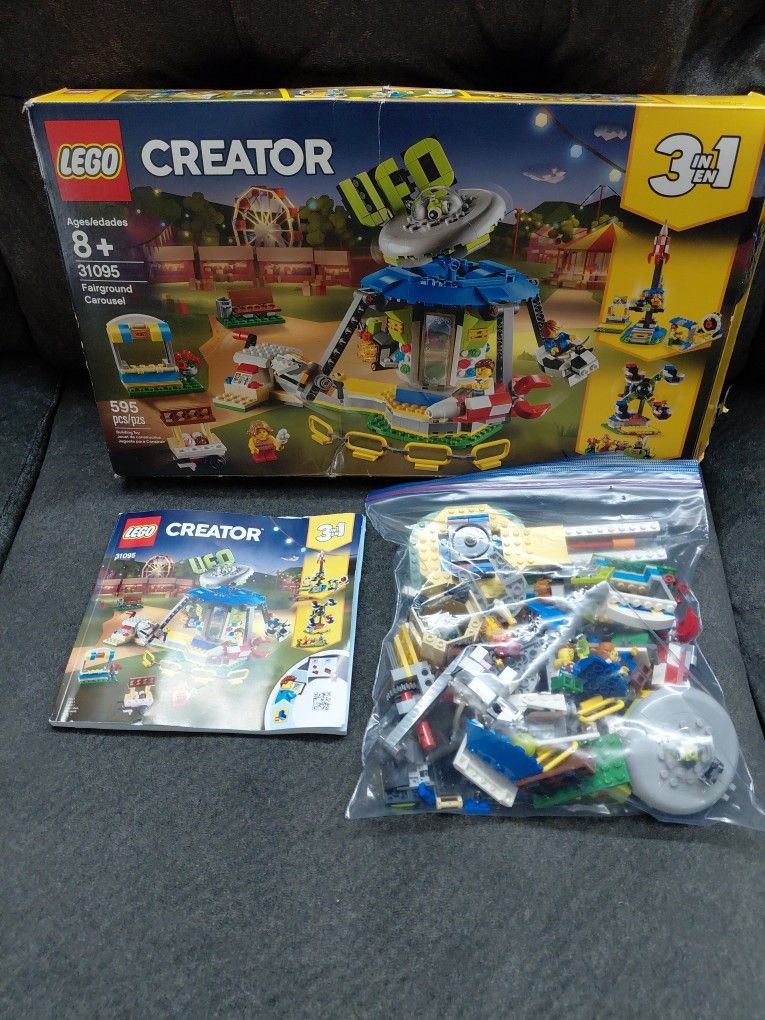 Lego Creator 31095 Fairground Carousel