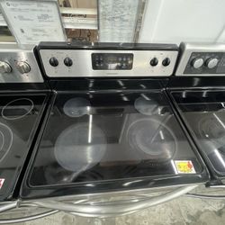 🔥 FOR SALE – FRIGIDAIRE Stainless Steel Electric Range 🔥
