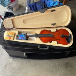 Crescent Violin 