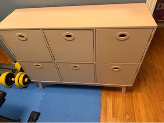 Storage cabinet/table