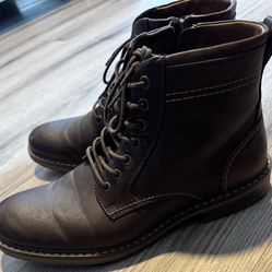 Men’s Brown Shoes 9.5