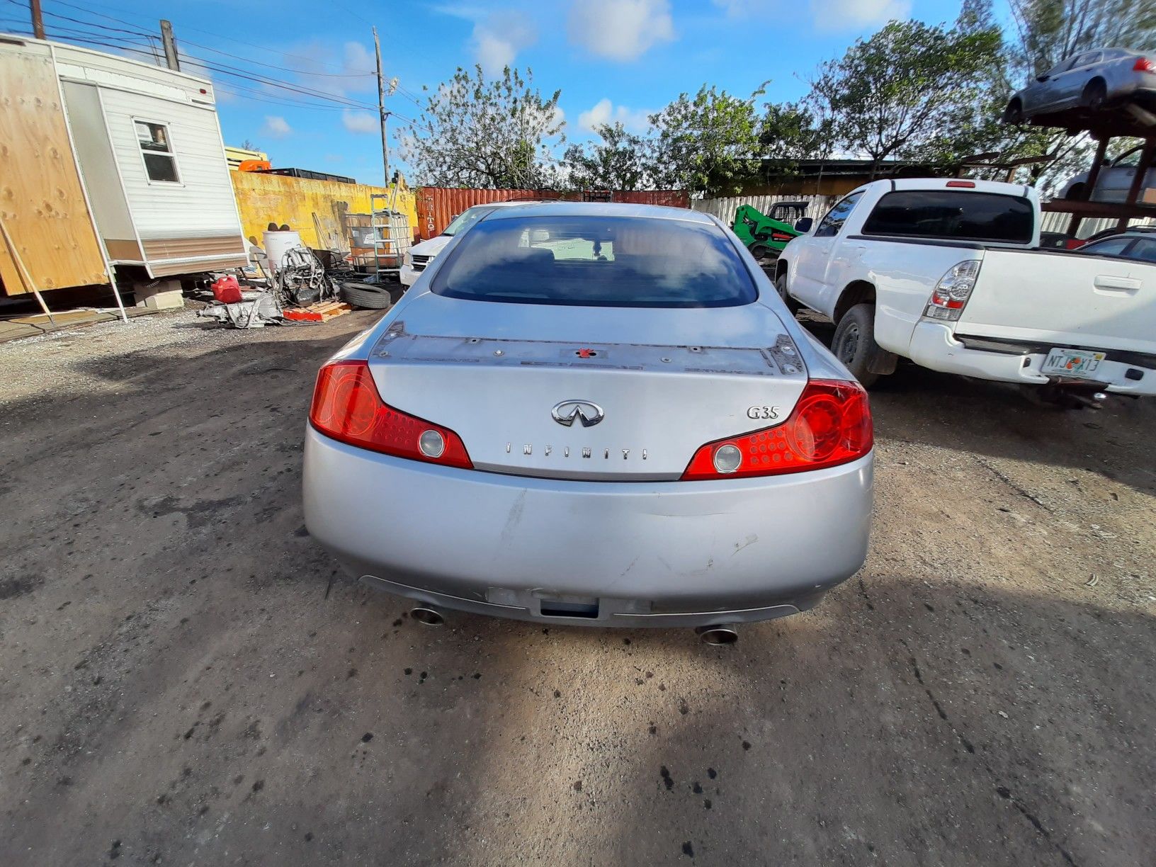 Infiniti G35 2007 only parts