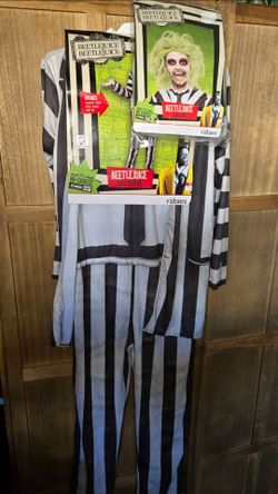 Beetlejuice 2 Kids Halloween Costume & Wig Set – Size Large 10-12