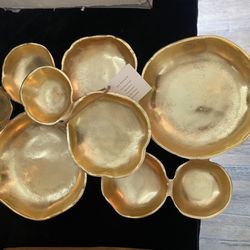 Handmade Serving Cluster Dish