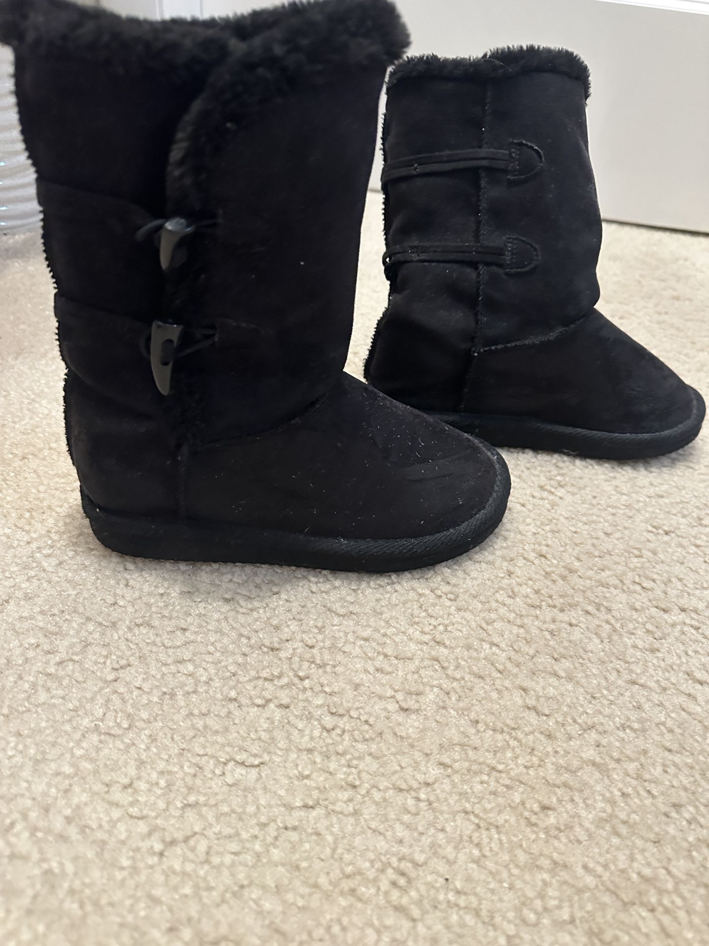 Girls Winter Boots – Size 13